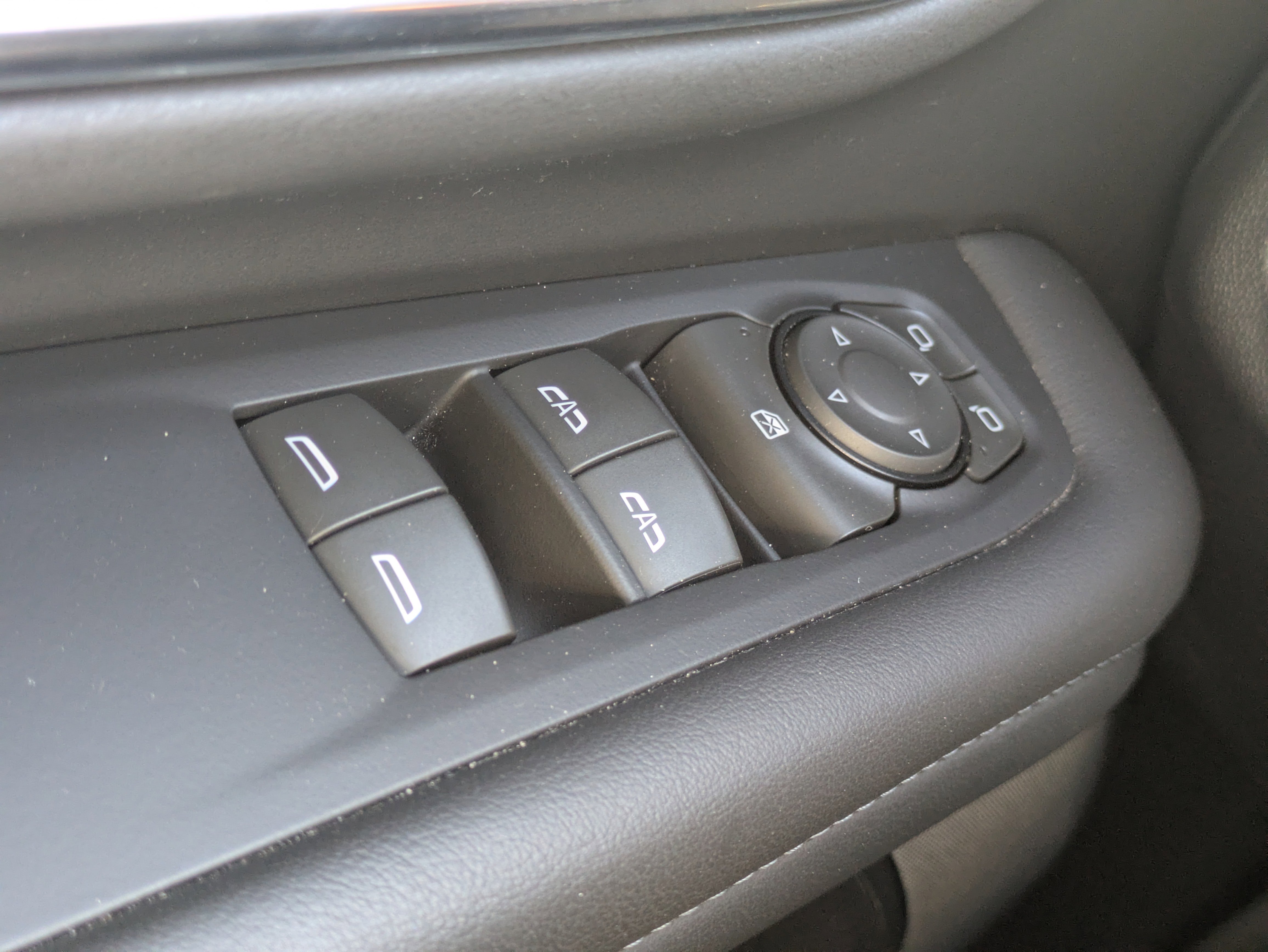 Used 2023 Chevrolet Suburban LS image 14