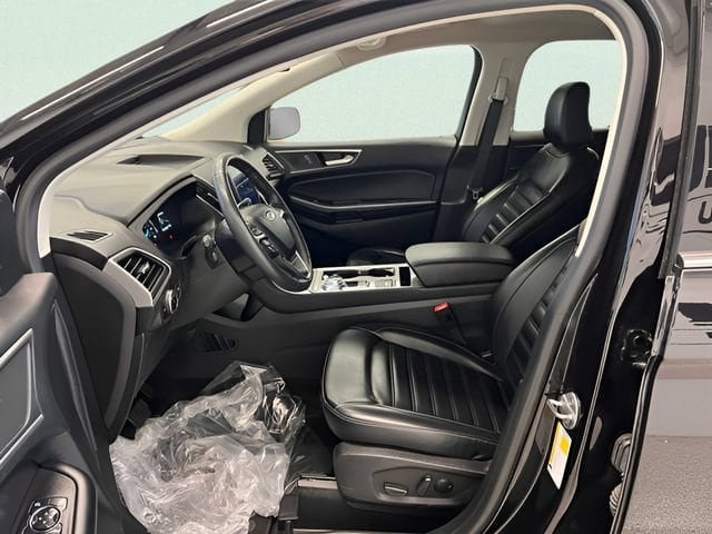 Used 2024 Ford Edge SEL AWD/4WD image 15