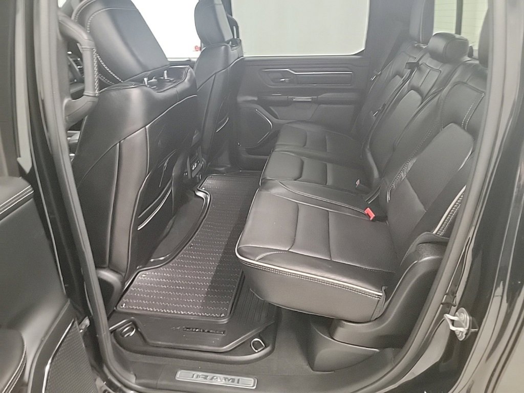Used 2022 RAM 1500 Limited w/ Body-Colour Bumper Group image 10