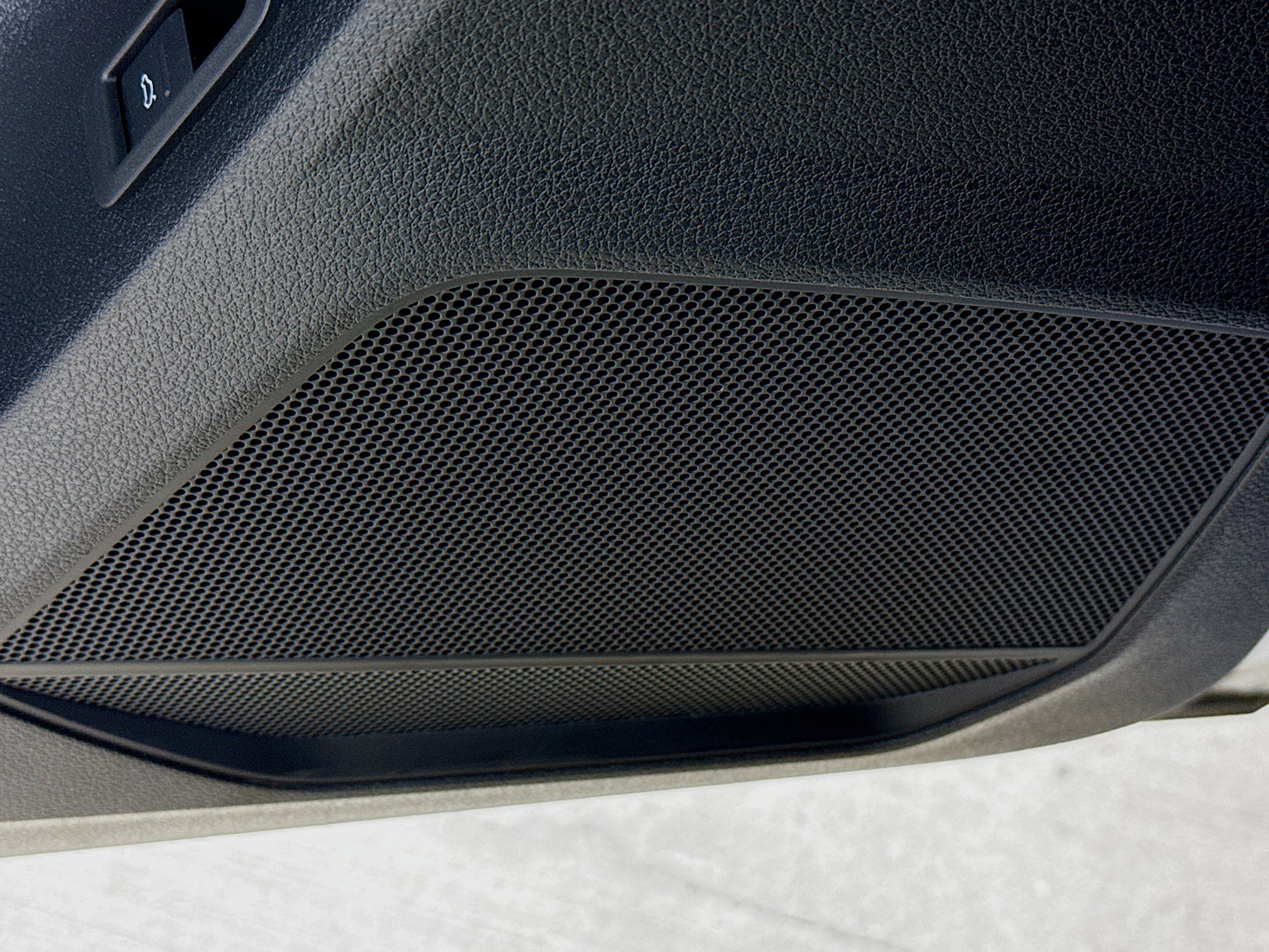 Used 2025 Audi Q3 2.0T Premium image 21