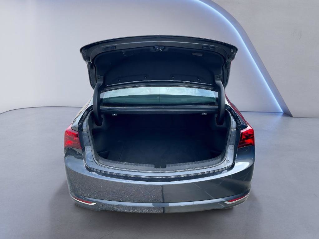 Used 2015 Acura TLX V6 w/ Technology Package FWD image 7