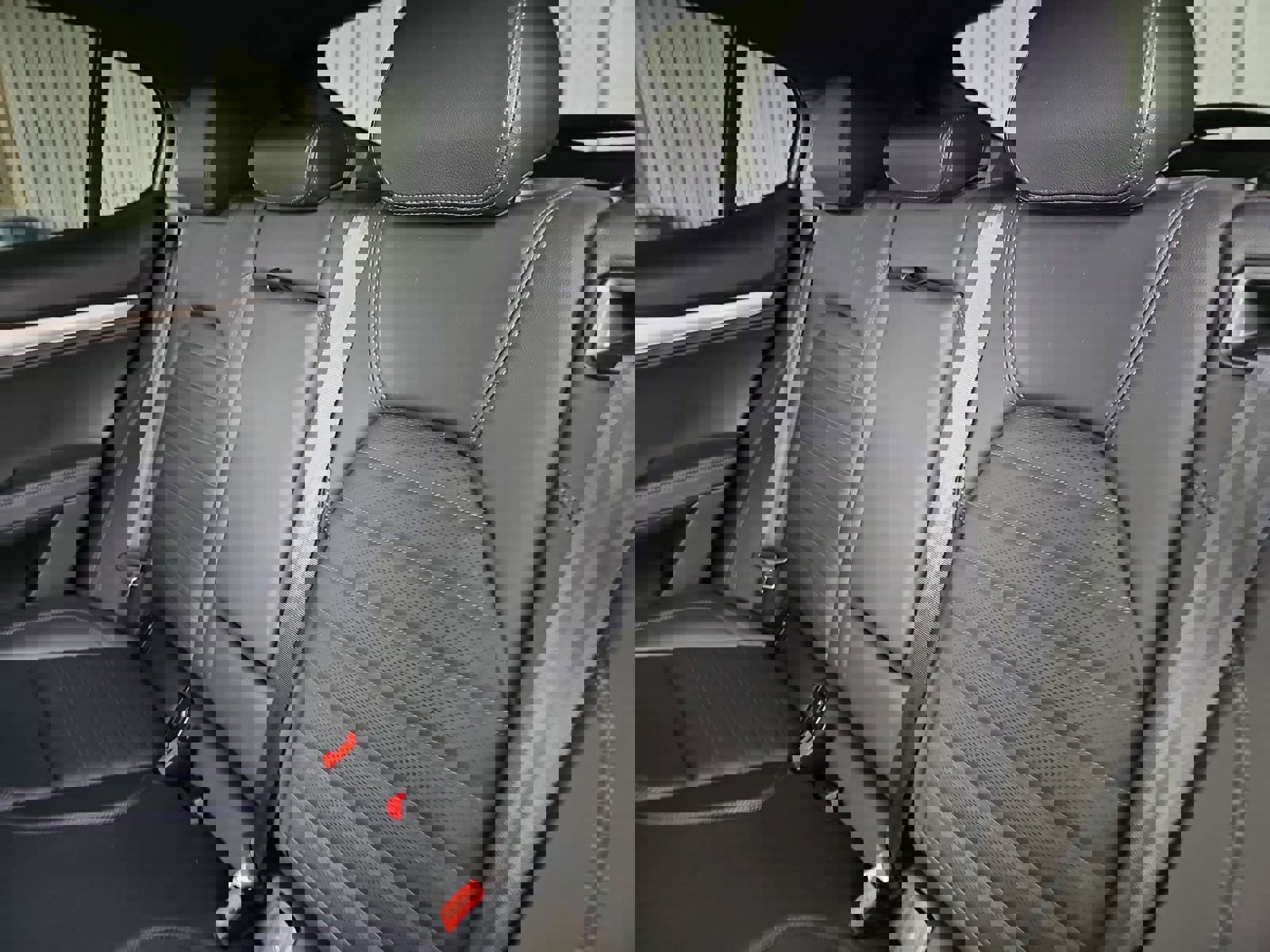 Used 2024 Alfa Romeo Stelvio Veloce image 15