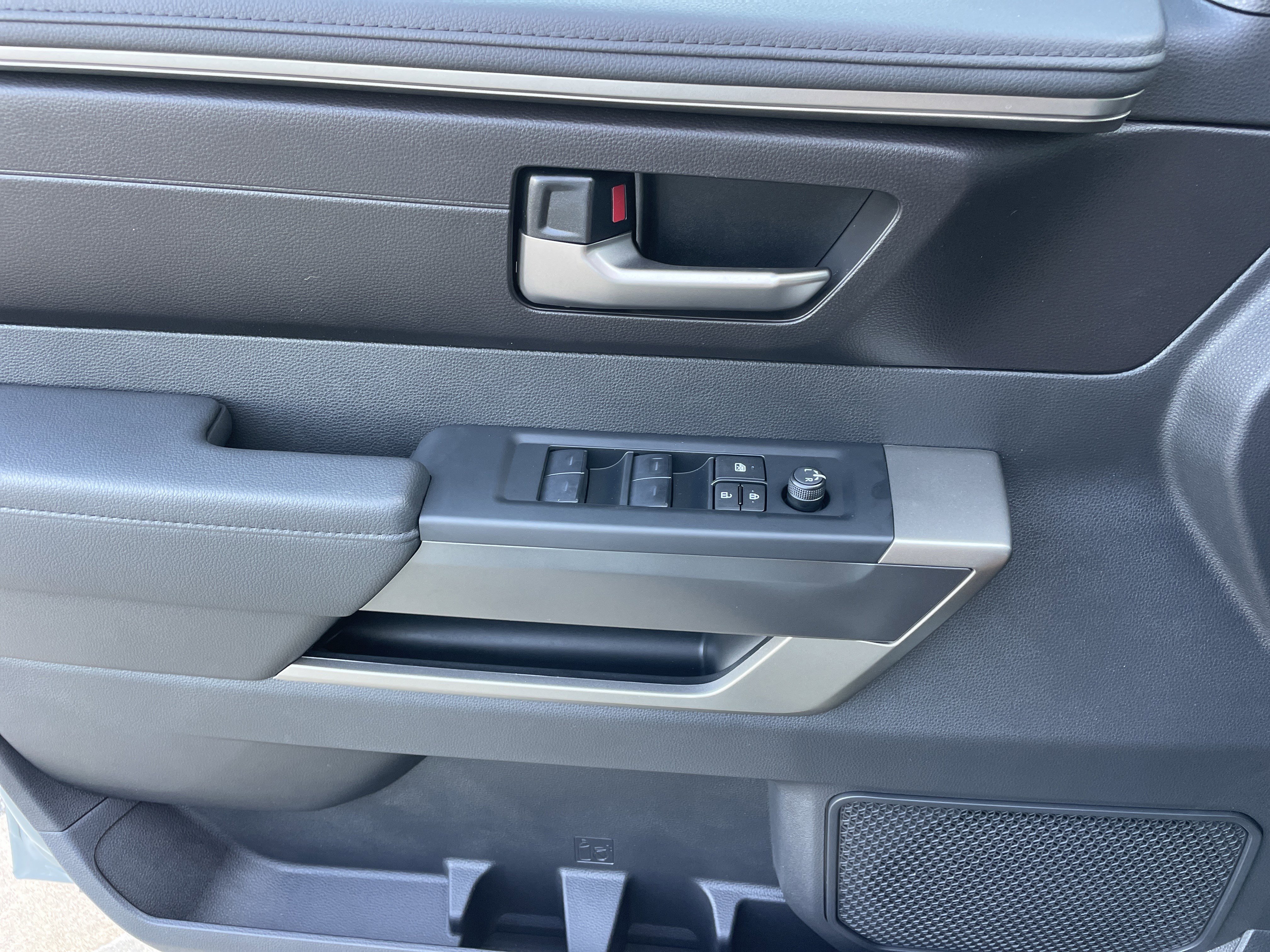 New 2026 Toyota Tundra SR5 image 12