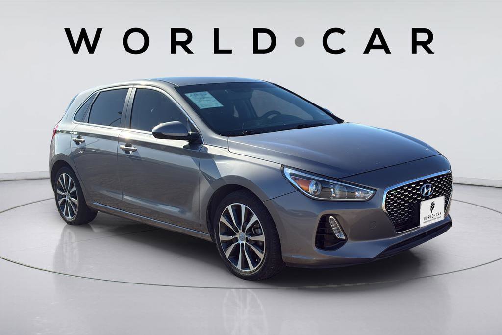 Used 2020 Hyundai Elantra GT image 16