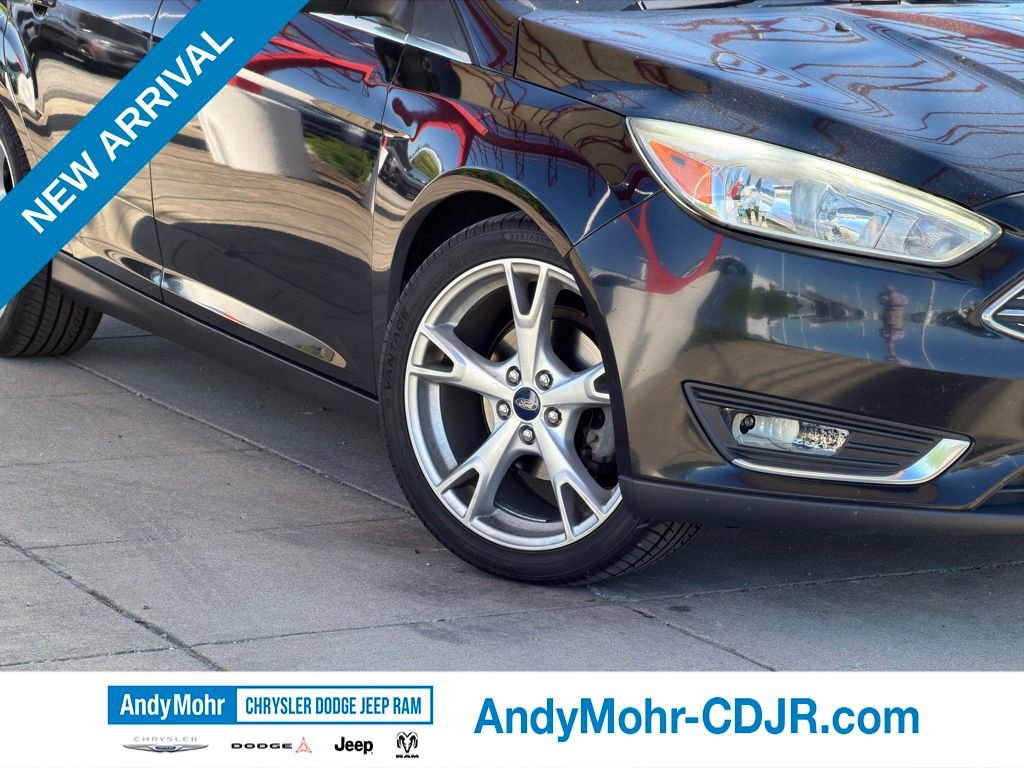 Used 2016 Ford Focus Titanium FWD image 7