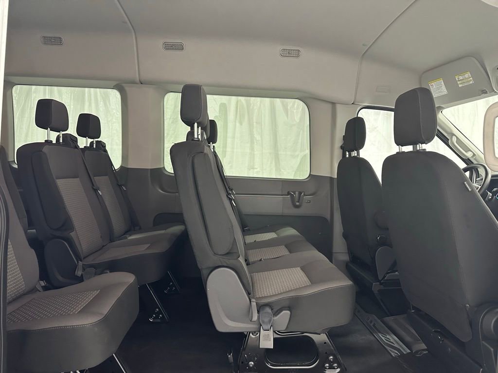 Used 2025 Ford Transit 350 XLT image 41