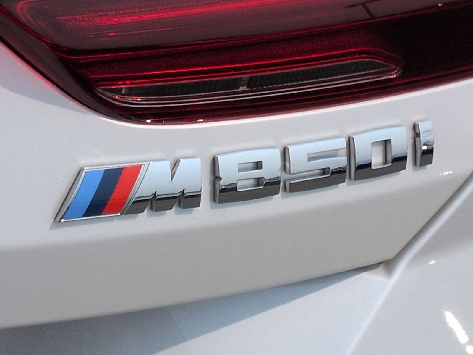 Used 2024 BMW M850i xDrive Convertible AWD/4WD image 14