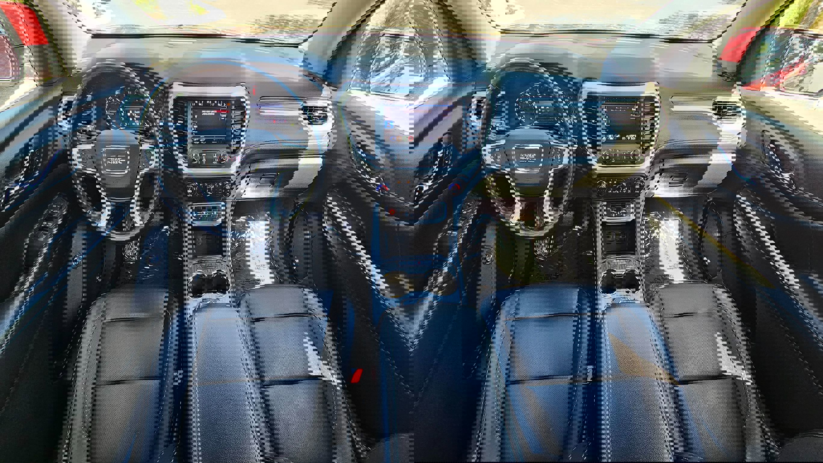 Used 2020 GMC Acadia SLT image 19