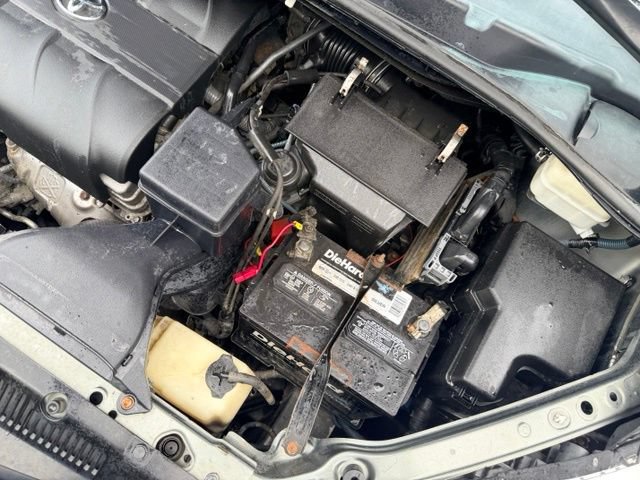 Used 2014 Toyota Sienna LE AWD/4WD image 30
