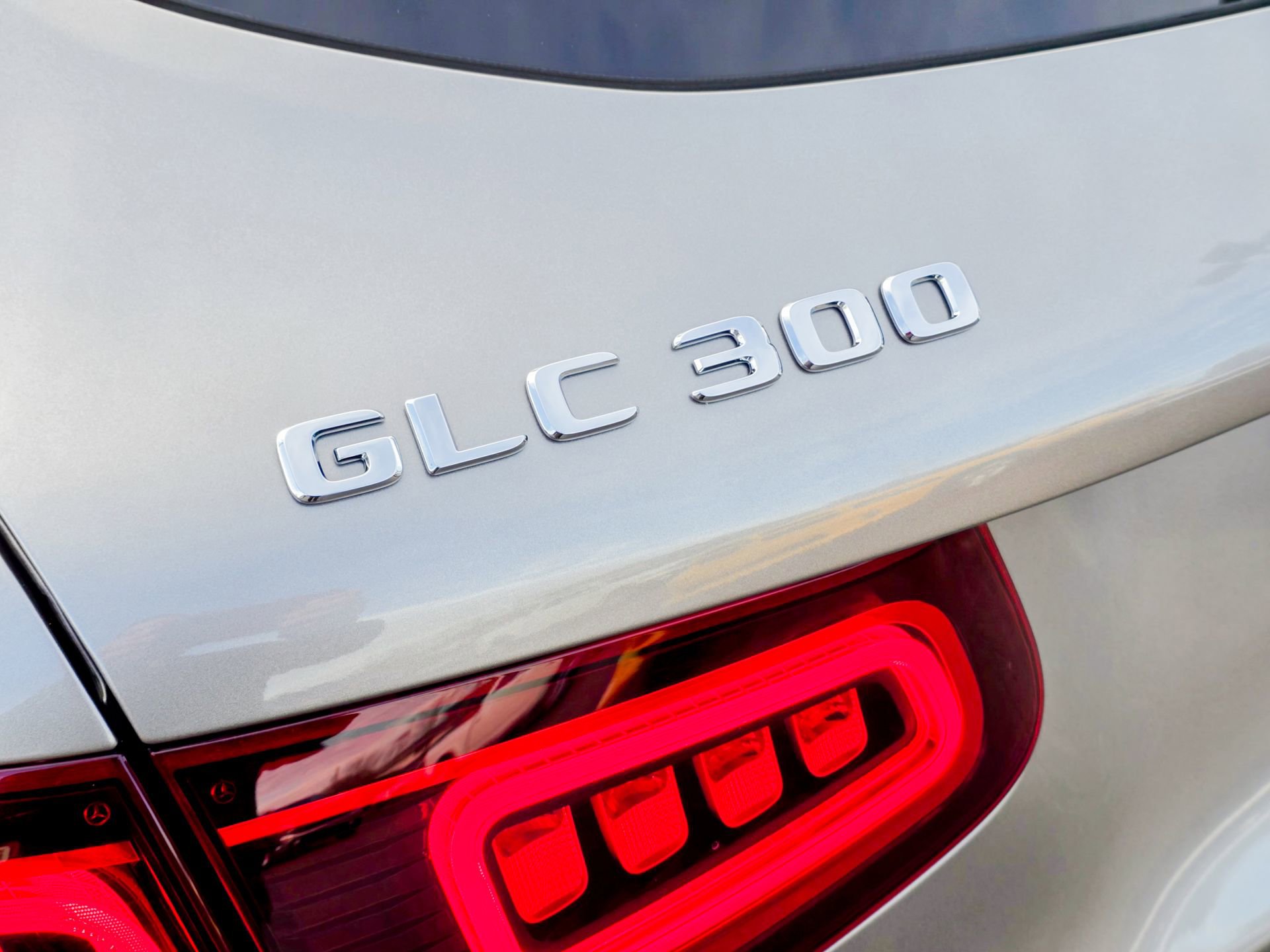 Used 2021 Mercedes-Benz GLC 300 4MATIC image 22