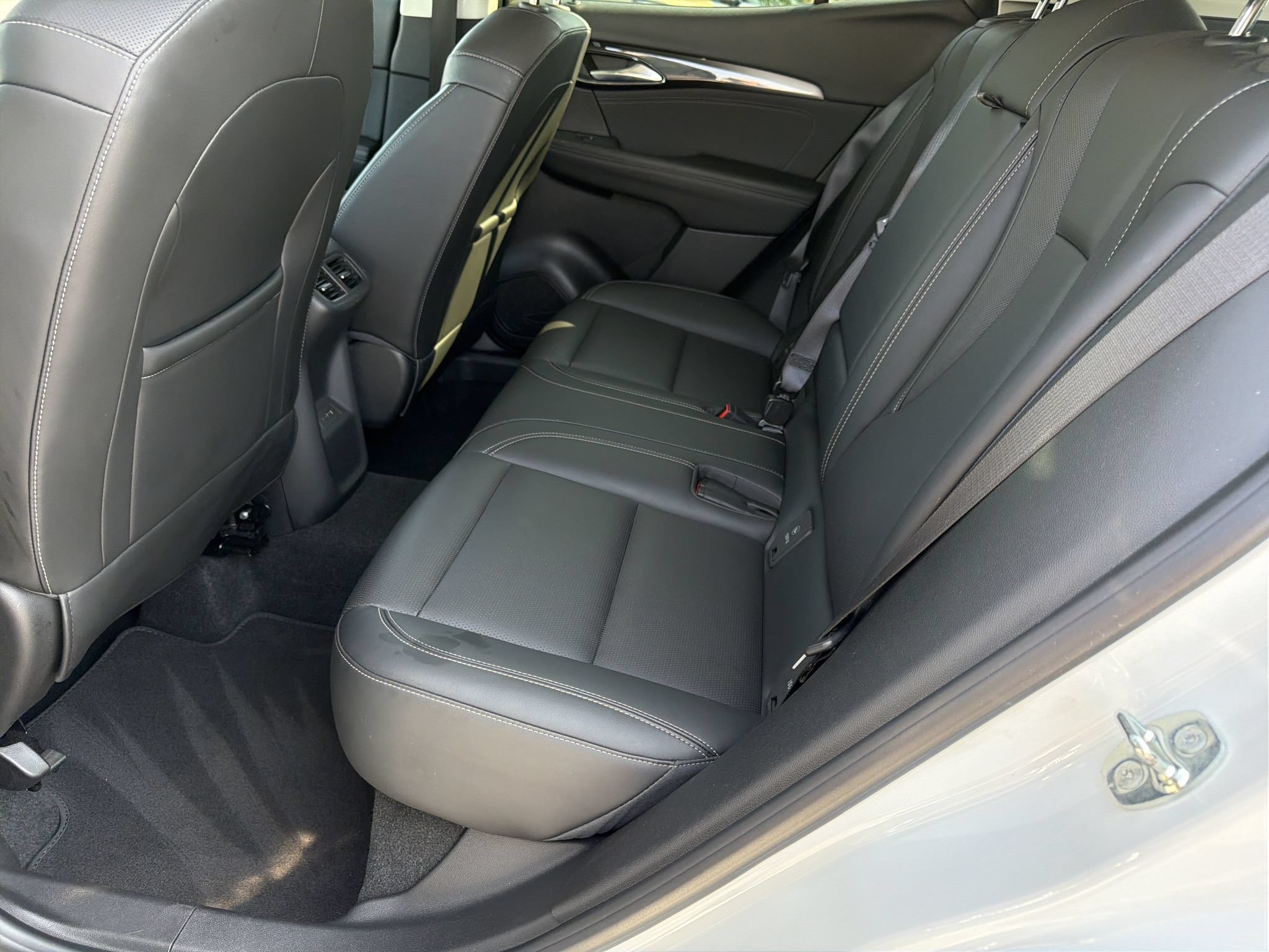 Used 2024 Buick Envision Preferred AWD/4WD image 17