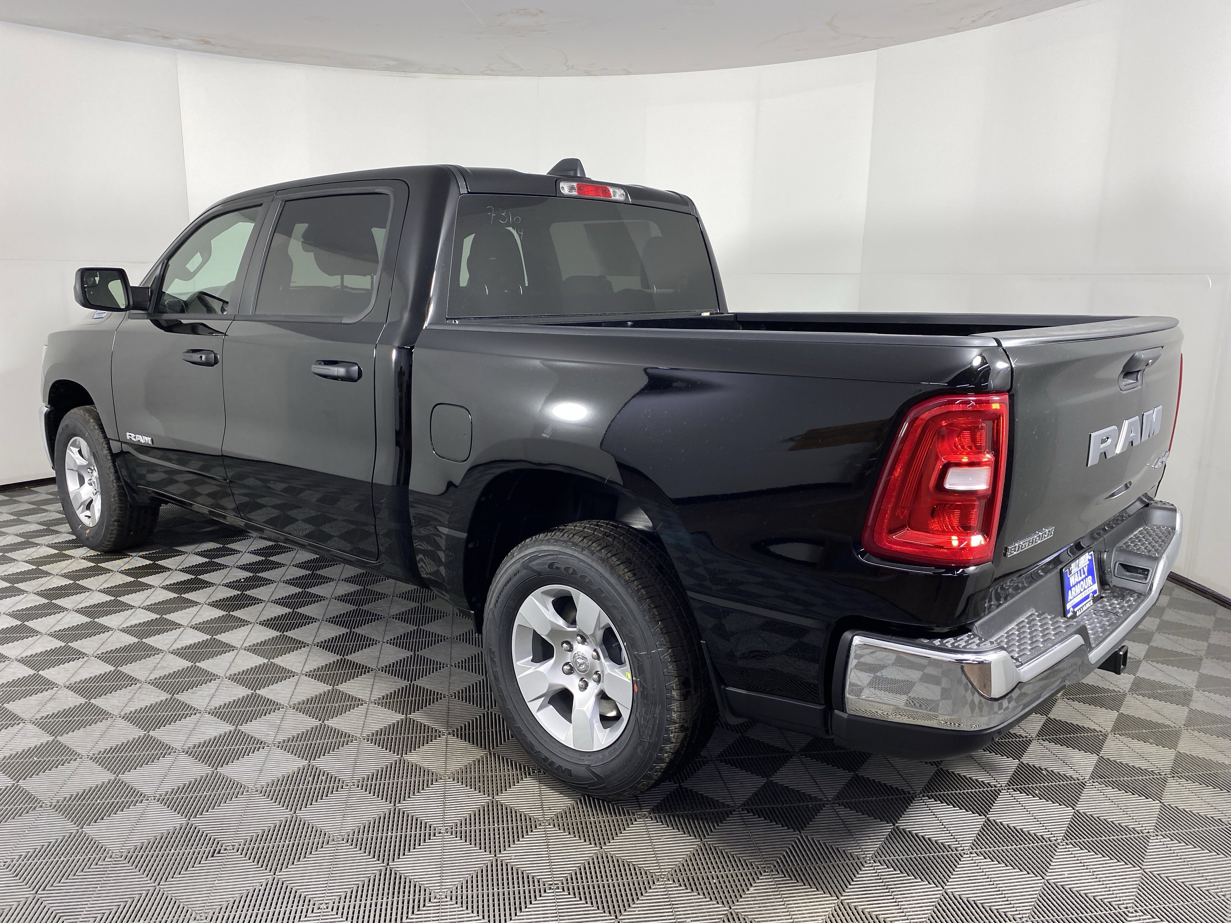 New 2025 RAM 1500 Big Horn image 7