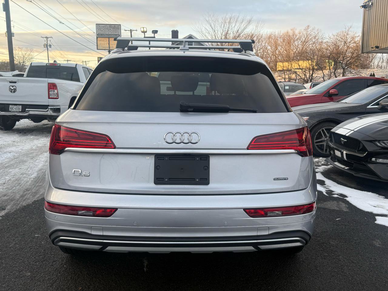 Used 2021 Audi Q5 2.0T Premium w/ Convenience Package image 10