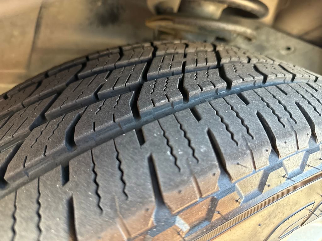 Used 2015 Chevrolet Traverse LT w/ Style and Technology Package image 14