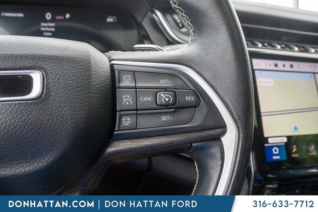 Used 2022 Jeep Grand Cherokee L Limited w/ Trailer Tow Group (B) AWD/4WD image 13