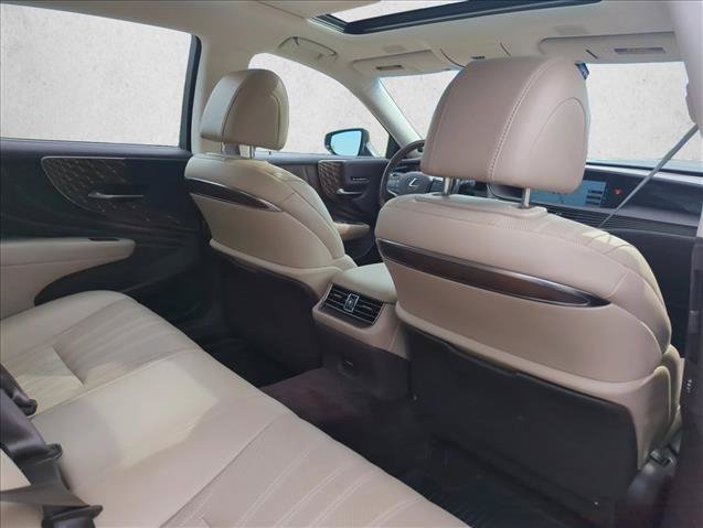Used 2018 Lexus LS 500 AWD w/ Interior Upgrade Package image 30