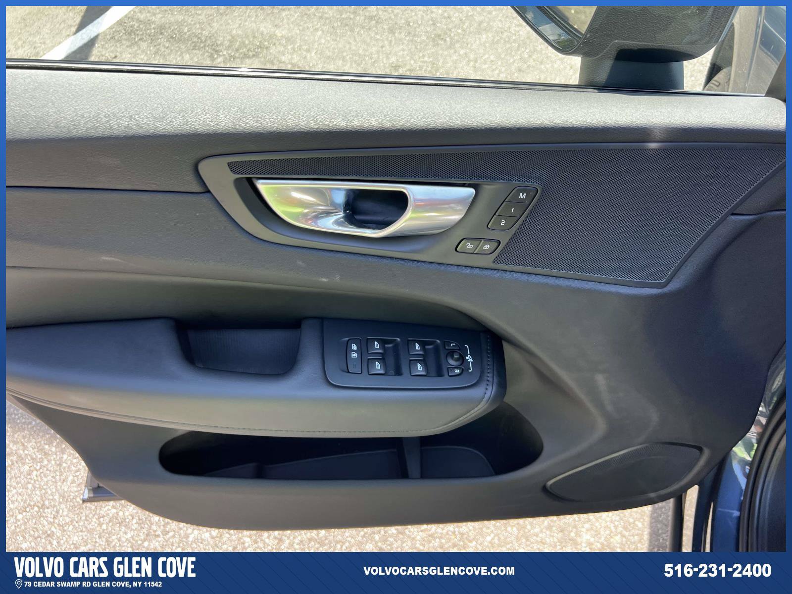Certified 2024 Volvo XC60 B5 Plus w/ Climate Package AWD/4WD image 16