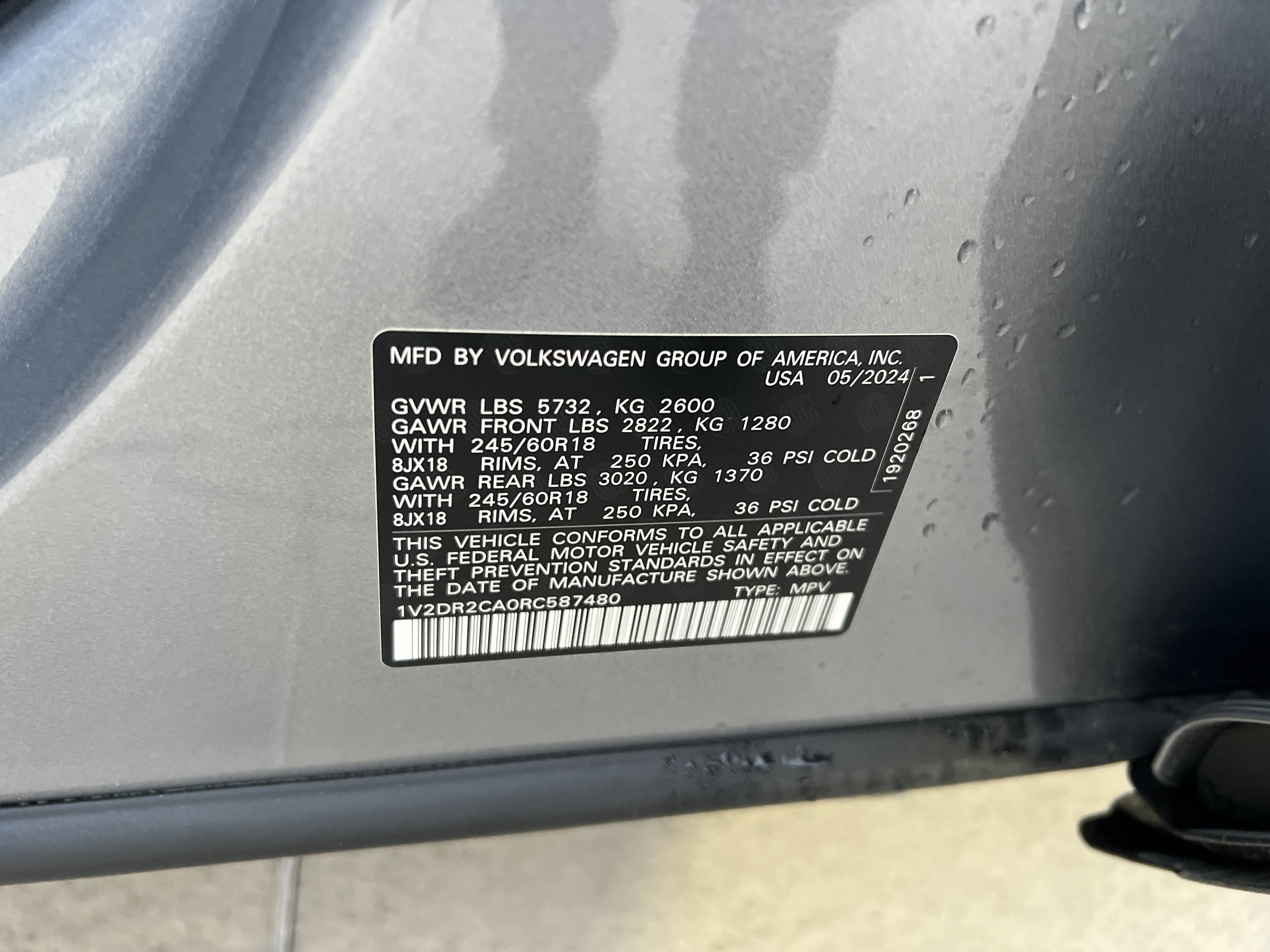 Used 2024 Volkswagen Atlas SE FWD image 29