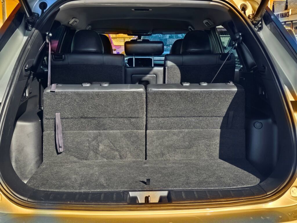 Used 2022 Mitsubishi Outlander SE image 17