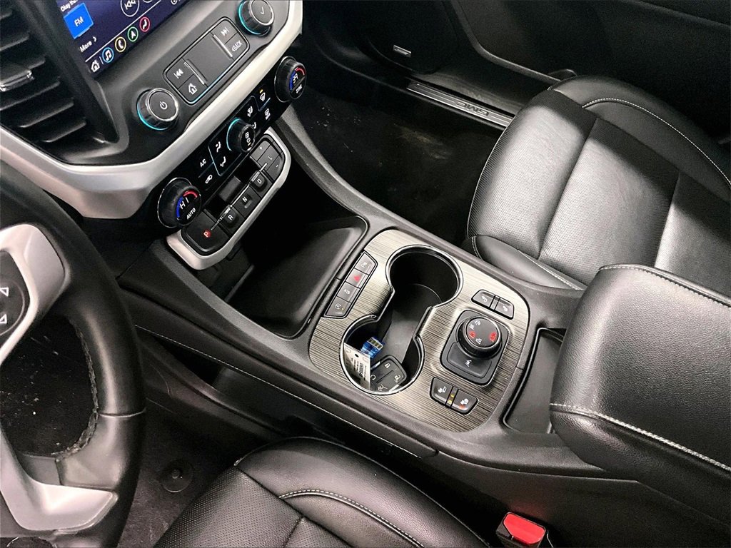 Used 2023 GMC Acadia SLT image 21