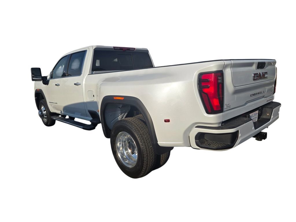 New 2026 GMC Sierra 3500 Denali w/ Denali Reserve Package AWD/4WD image 3