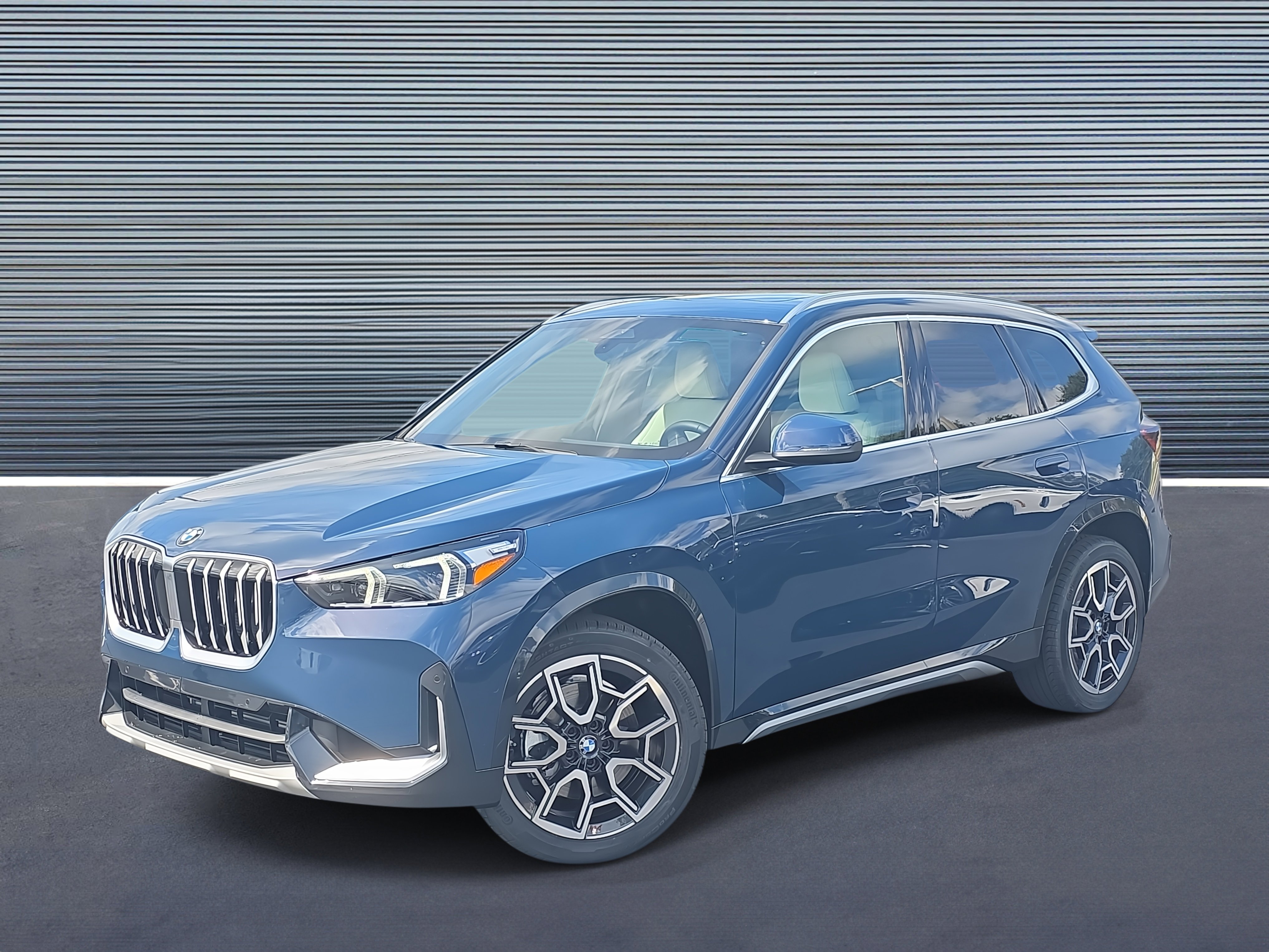 New 2026 BMW X1 xDrive28i w/ Convenience Package