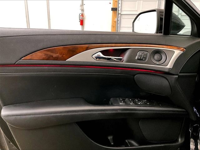Used 2020 Lincoln MKZ Reserve w/ Elements Package AWD/4WD image 22