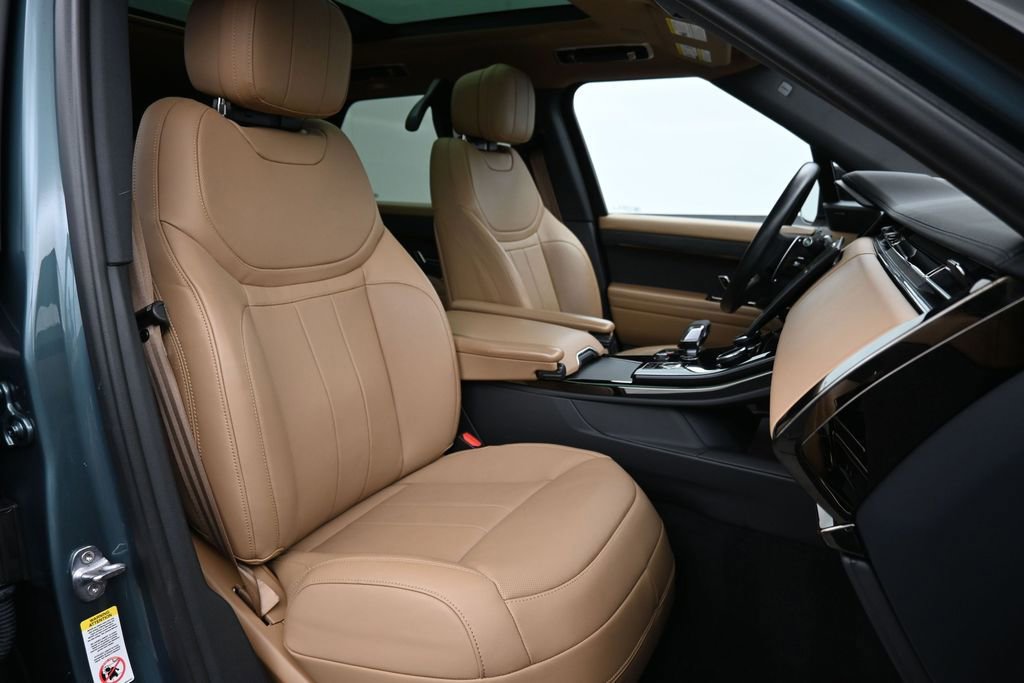 Used 2023 Land Rover Range Rover Sport SE AWD/4WD image 29