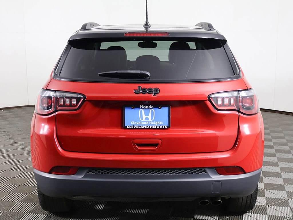 Used 2021 Jeep Compass Latitude w/ Sun and Sound Group FWD image 9