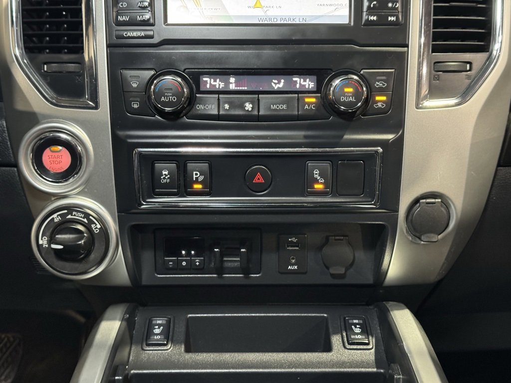 Used 2018 Nissan Titan SV w/ SV Convenience Package image 26