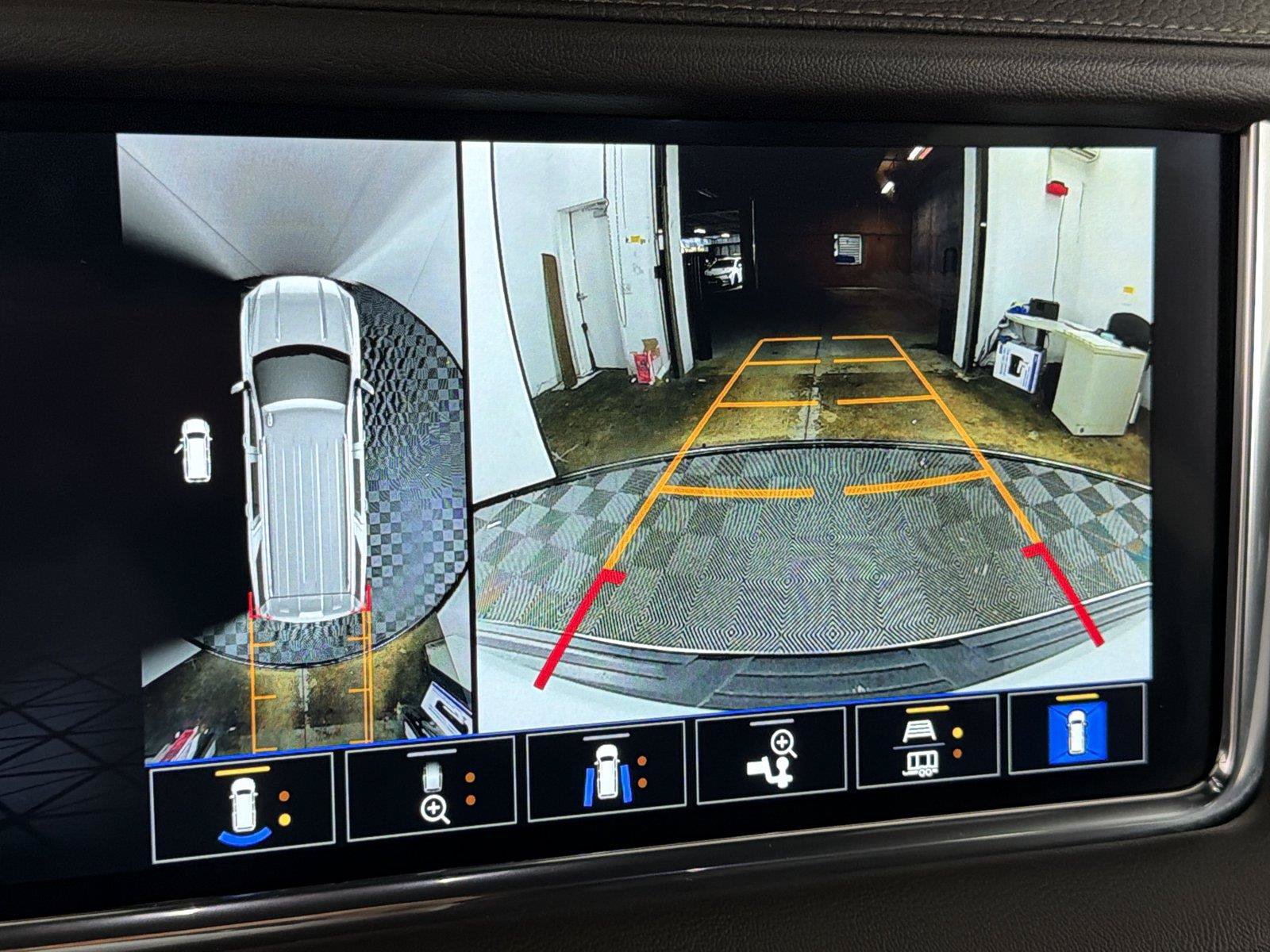 Certified 2023 GMC Yukon Denali AWD/4WD image 32