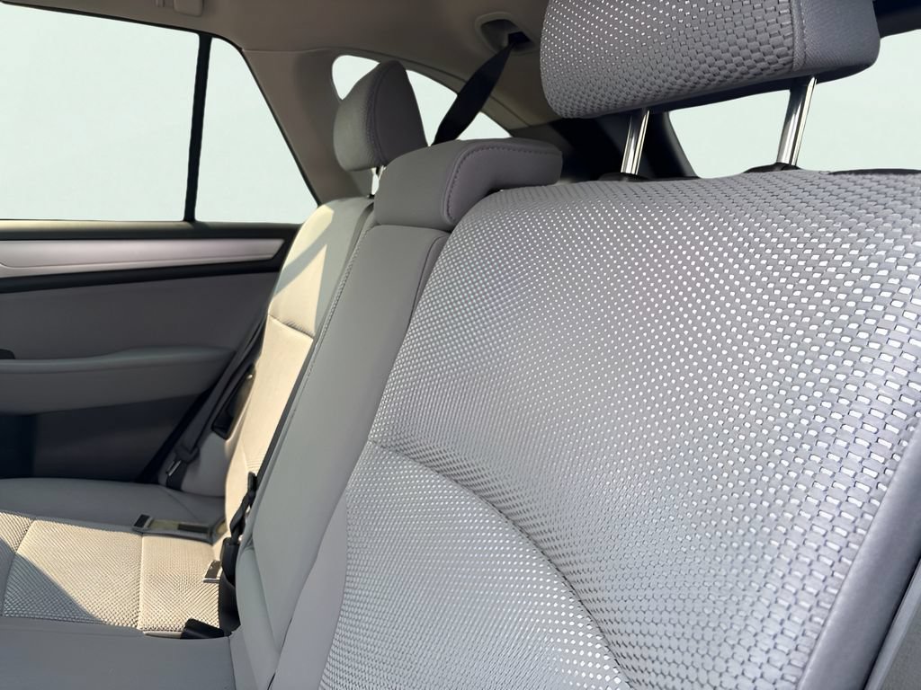 Used 2019 Subaru Outback 2.5i Premium w/ Popular Package #2 AWD/4WD image 8