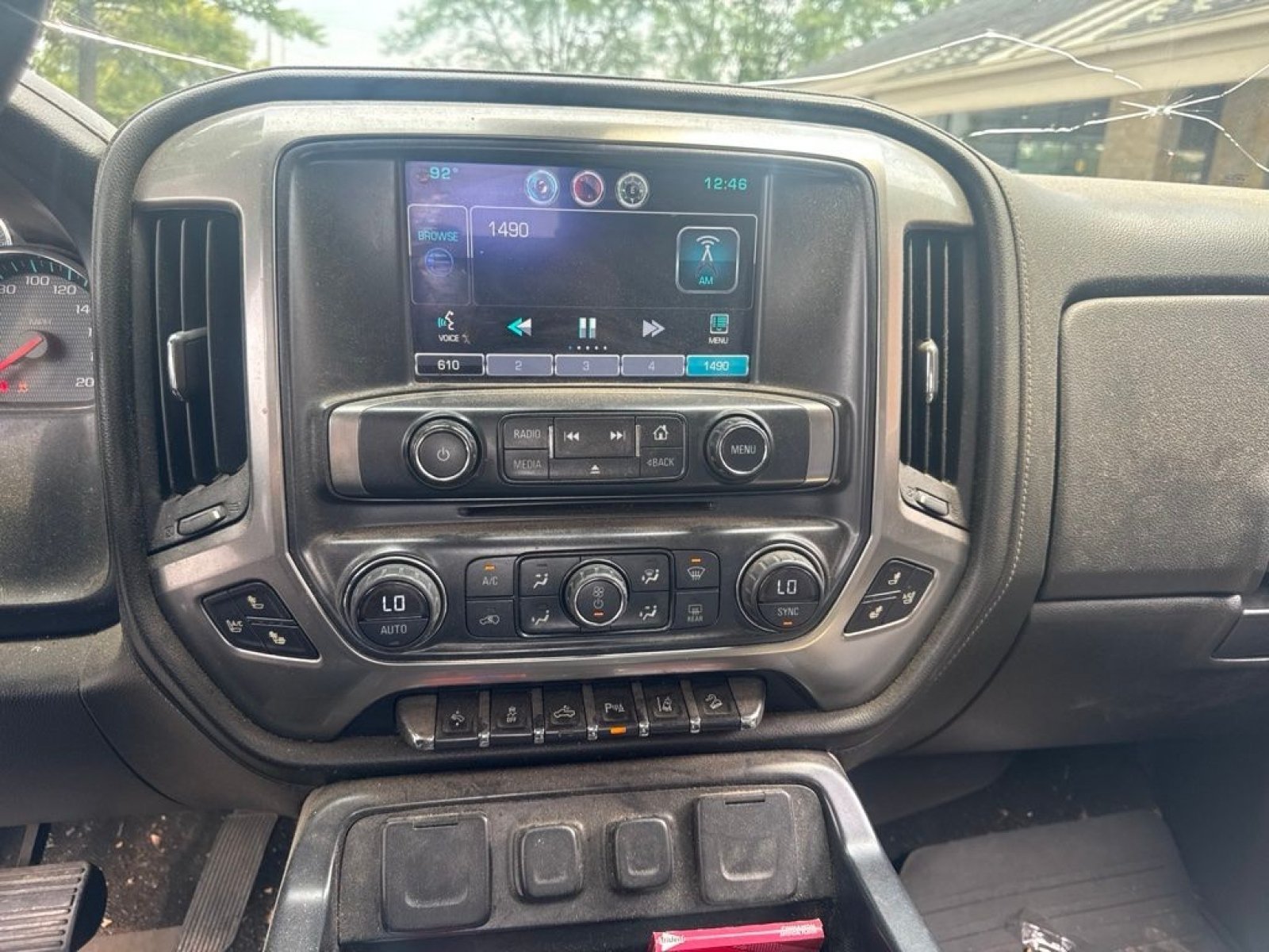 Used 2015 Chevrolet Silverado 1500 LTZ Z71 AWD/4WD image 8