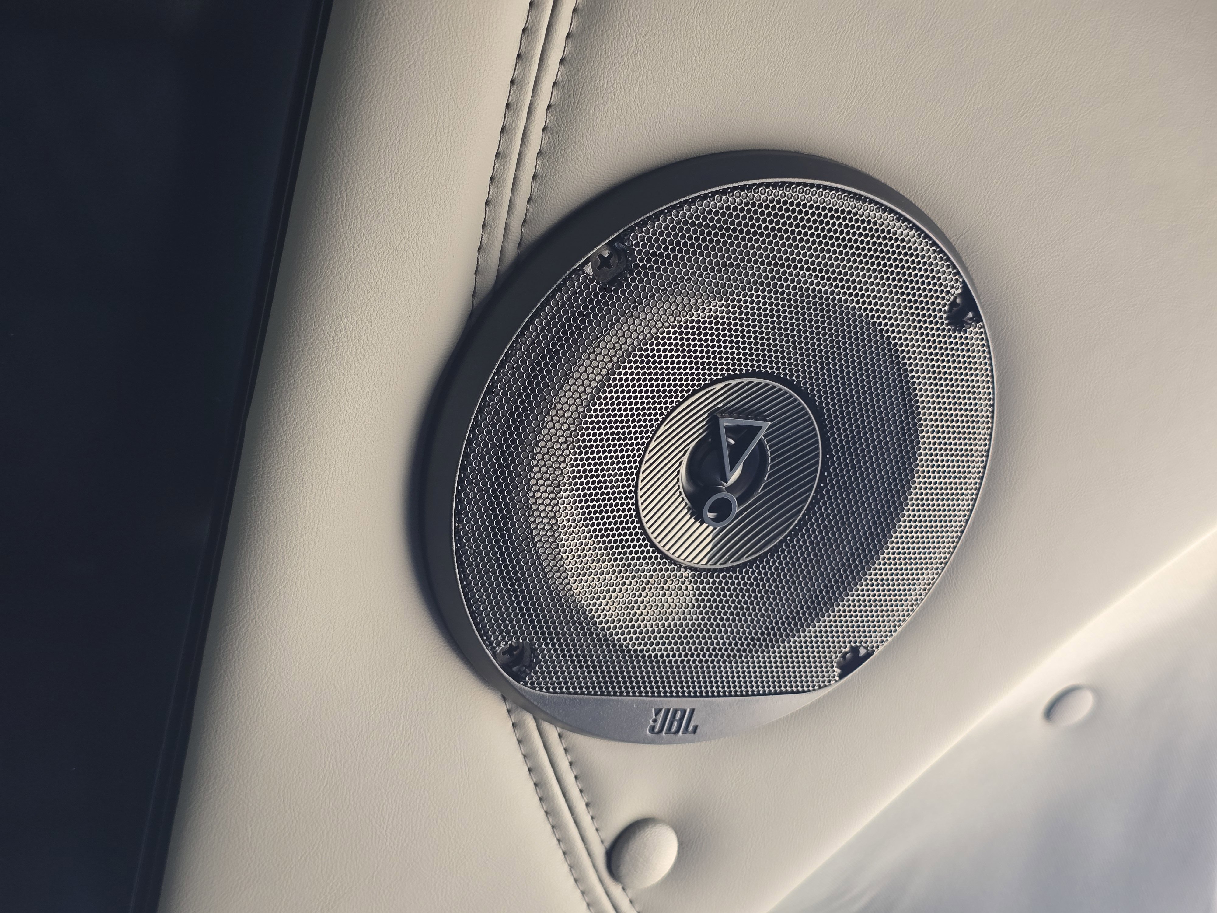 New 2026 Ford Transit 250 148 Medium Roof Extended AWD image 15