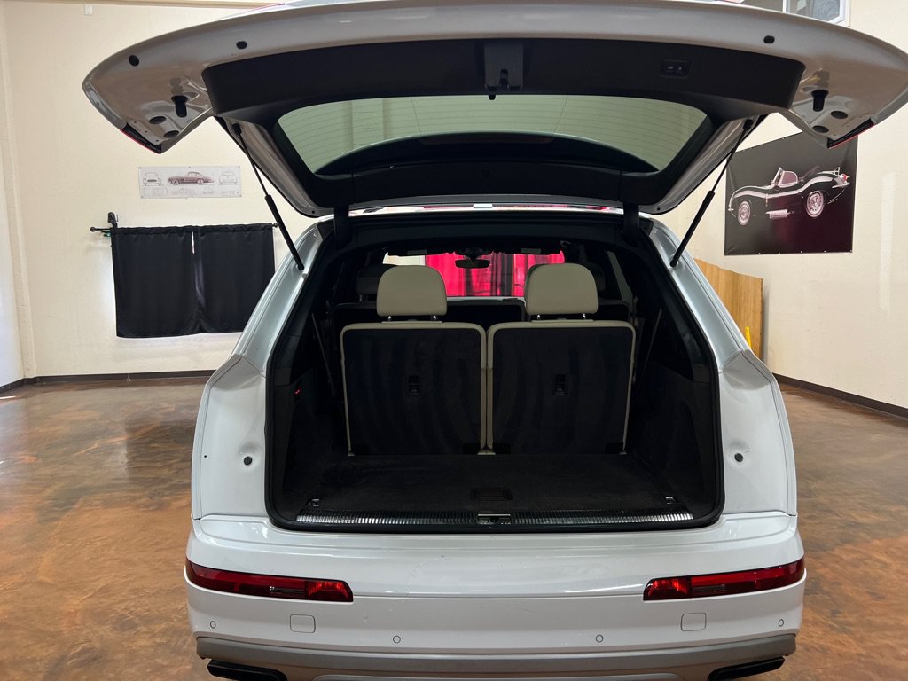 Used 2018 Audi Q7 3.0T Prestige AWD/4WD image 47
