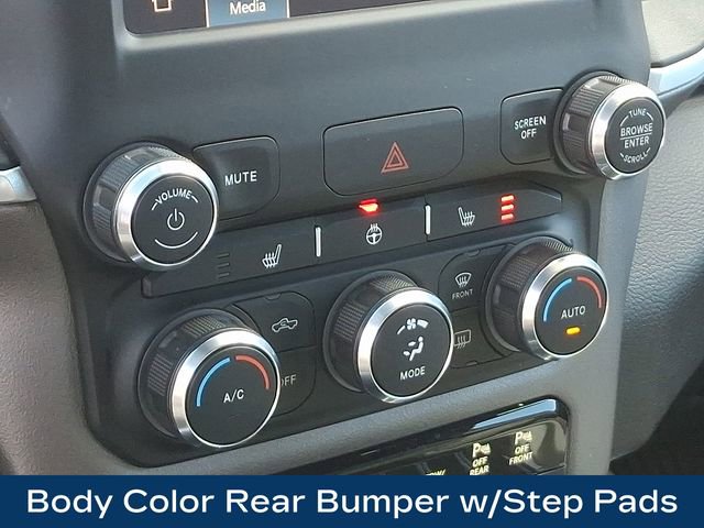 Used 2022 RAM 1500 Big Horn AWD/4WD image 14