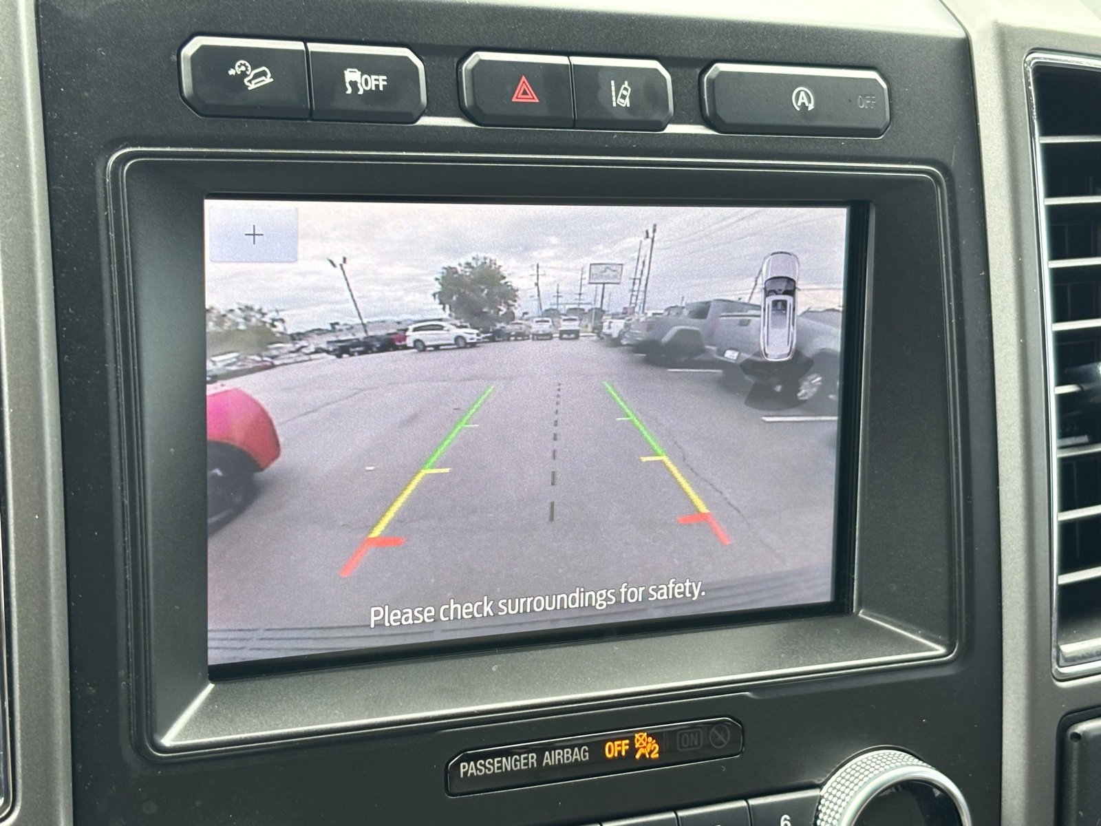 Used 2021 Ford Expedition XLT w/ FX4 Off-Road Package image 4