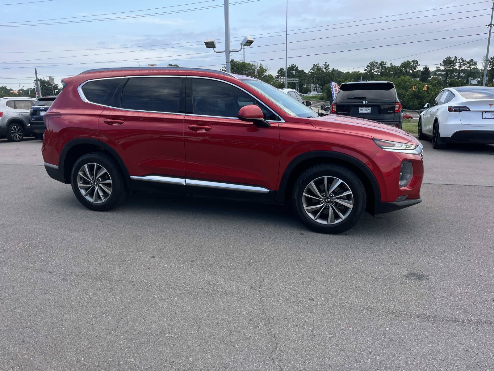 Used 2020 Hyundai Santa Fe SEL w/ Convenience Package FWD image 2