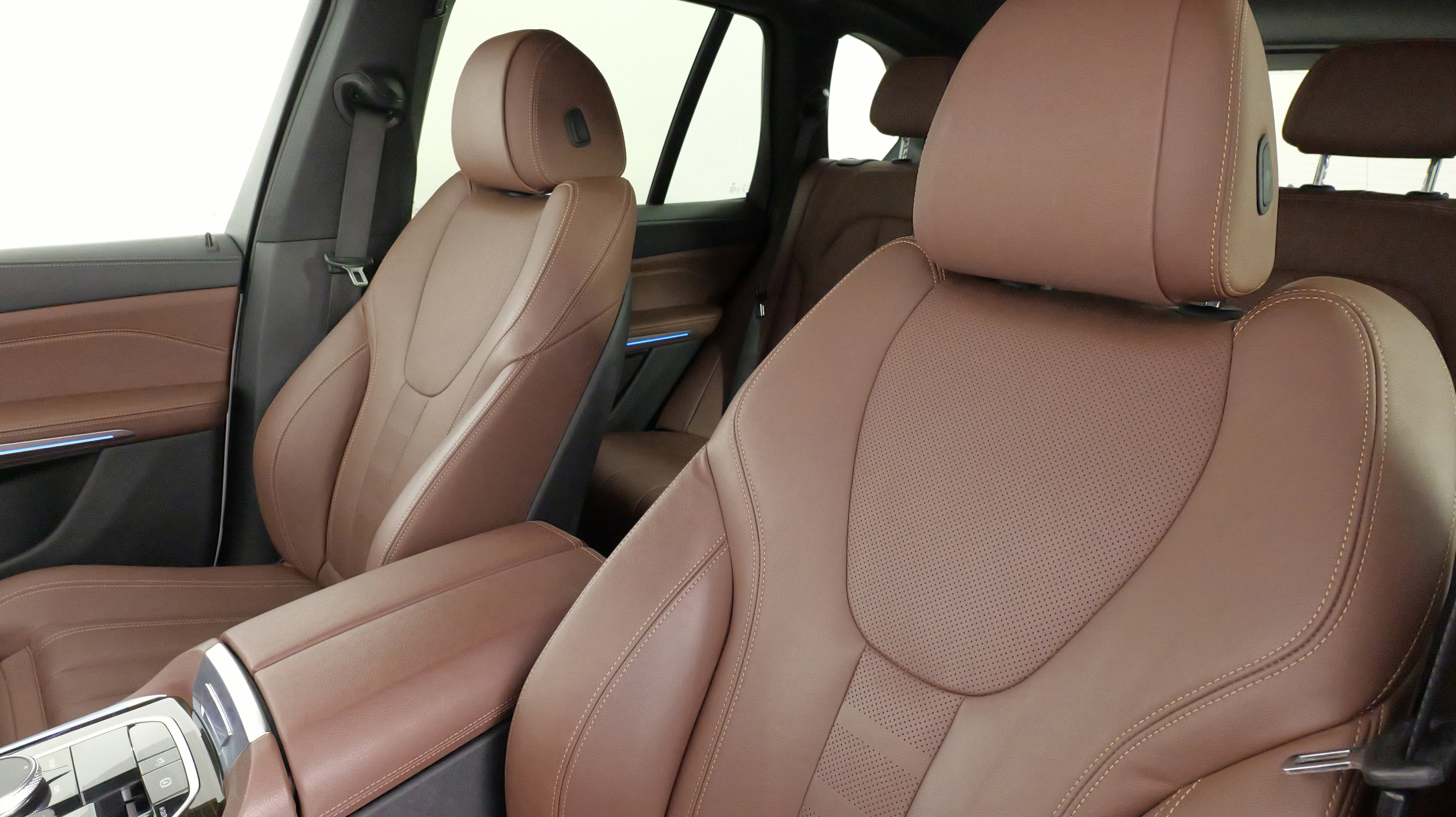 Used 2021 BMW X5 xDrive40i w/ Convenience Package image 32