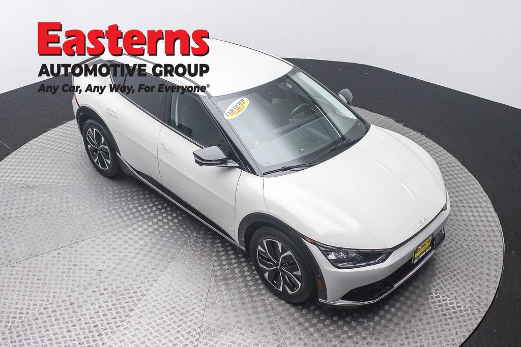 Used 2022 Kia EV6 Wind w/ Wind Technology Package AWD/4WD image 3