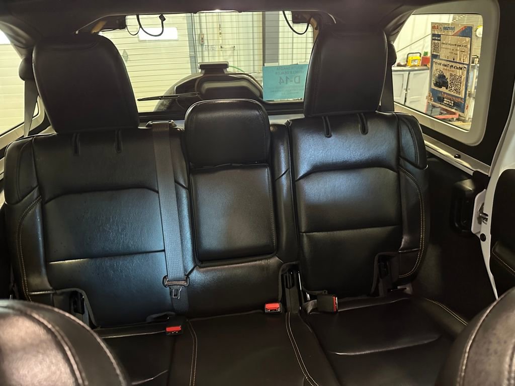 Used 2024 Jeep Wrangler Sahara w/ Technology Group image 27