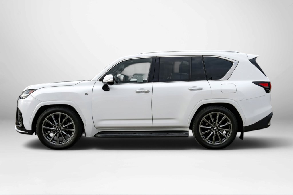 Used 2024 Lexus LX 600 F Sport AWD/4WD image 9