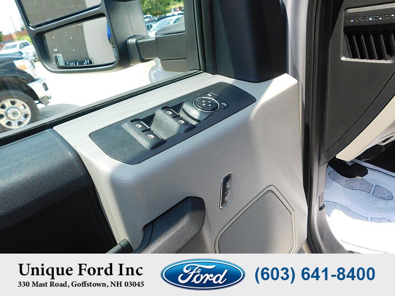 Used 2020 Ford F250 XL w/ STX Appearance Package AWD/4WD image 13