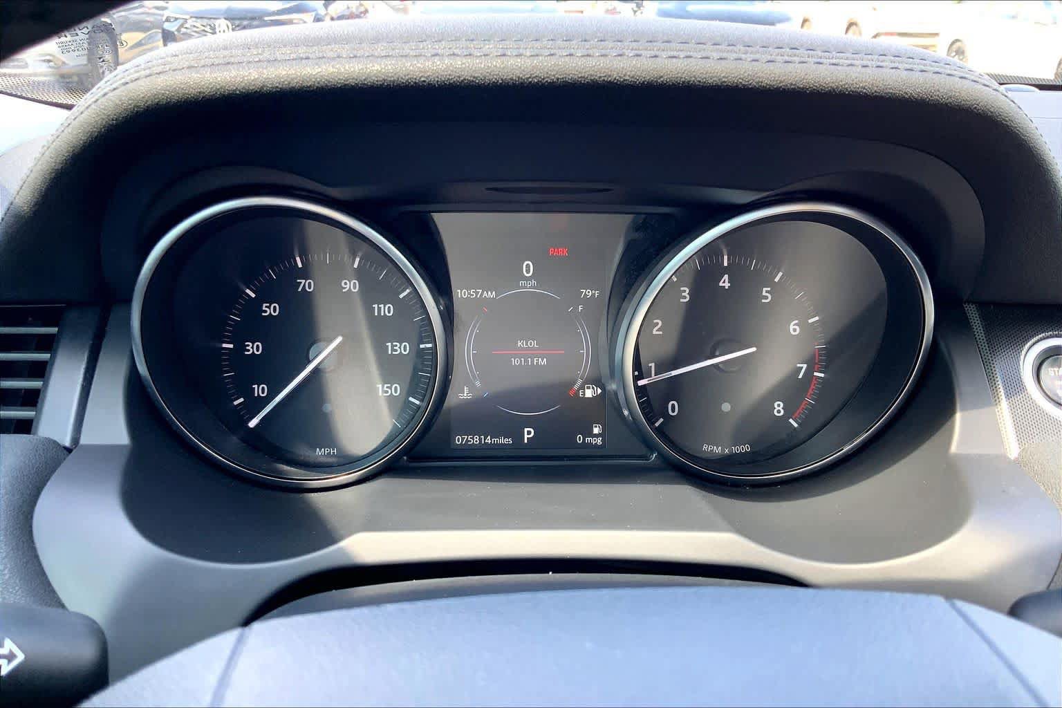 Used 2018 Land Rover Range Rover Evoque SE AWD/4WD image 25
