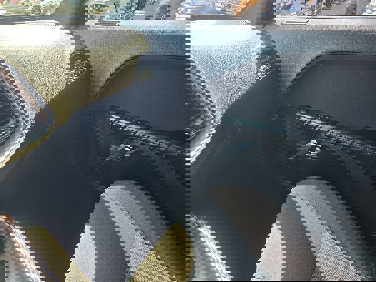 Used 2019 Dodge Challenger GT w/ Performance Handling Group RWD image 36