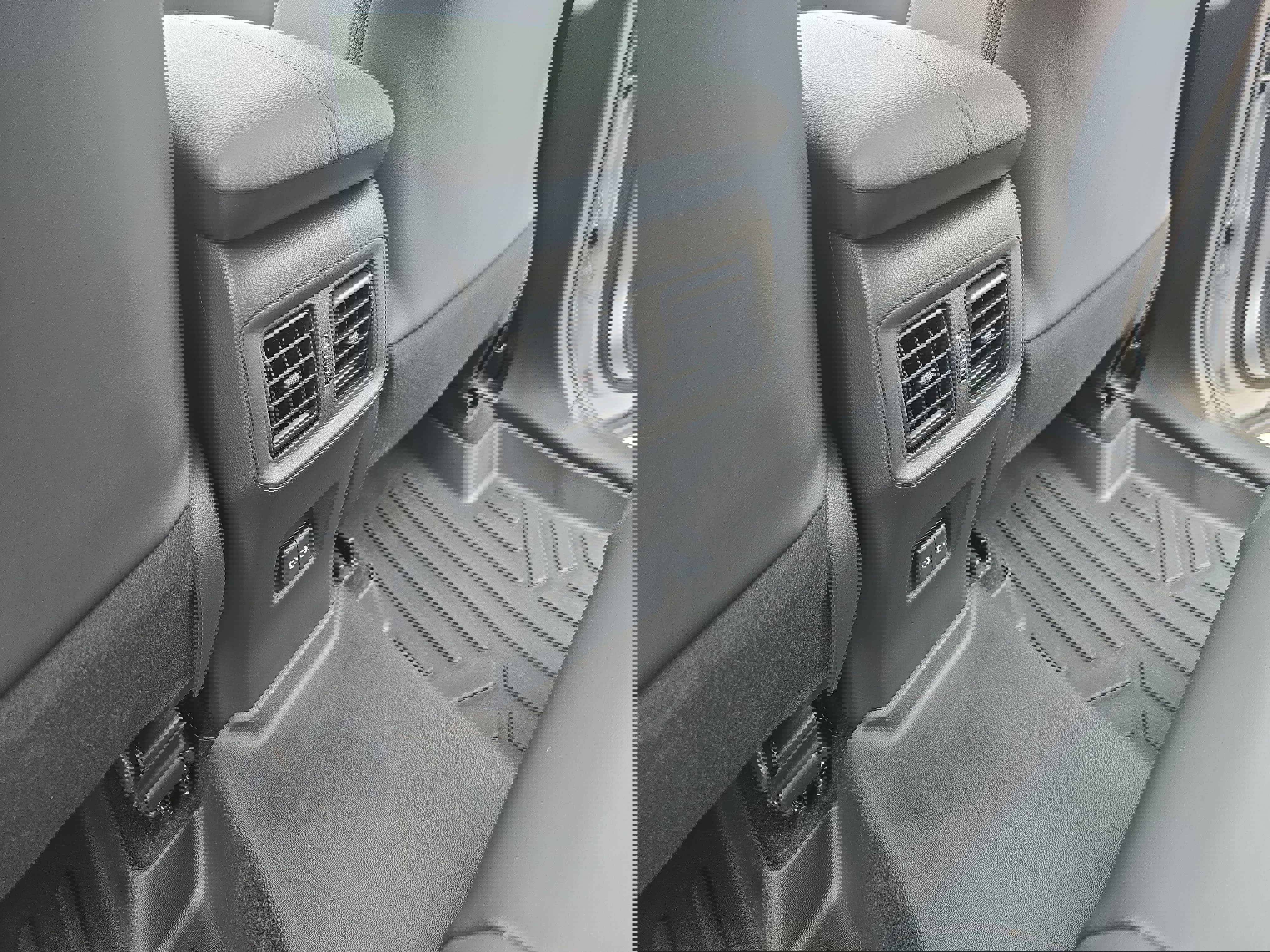 Used 2024 Toyota RAV4 XSE image 14