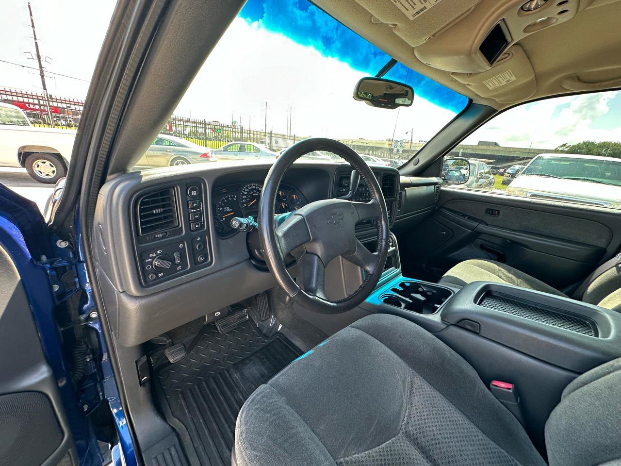 Used 2003 Chevrolet Silverado 1500 LS w/ Off-Road Package AWD/4WD image 46