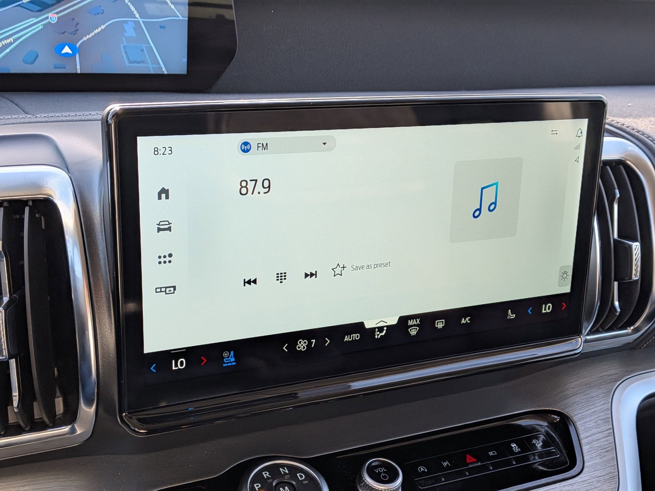 Used 2025 Ford Expedition Max Platinum image 23