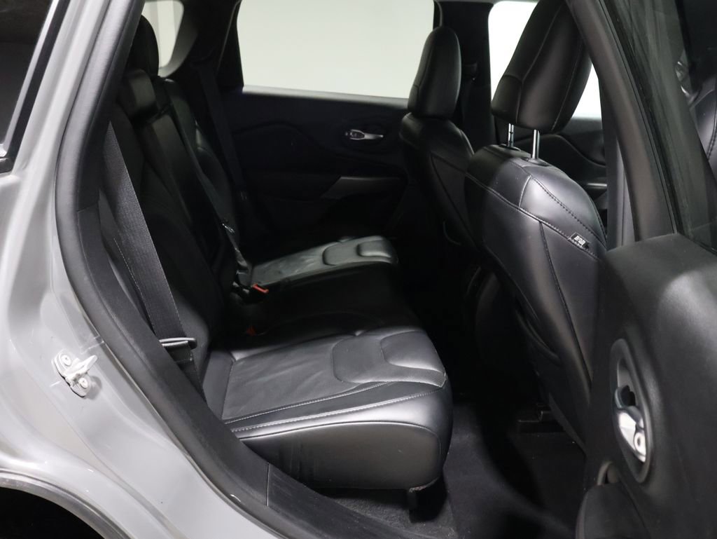 Used 2021 Jeep Cherokee Latitude Lux image 20