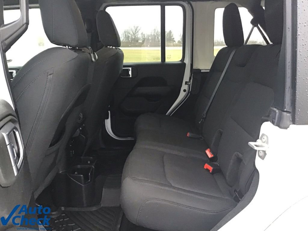 Used 2023 Jeep Wrangler Sahara w/ Cold Weather Group image 11